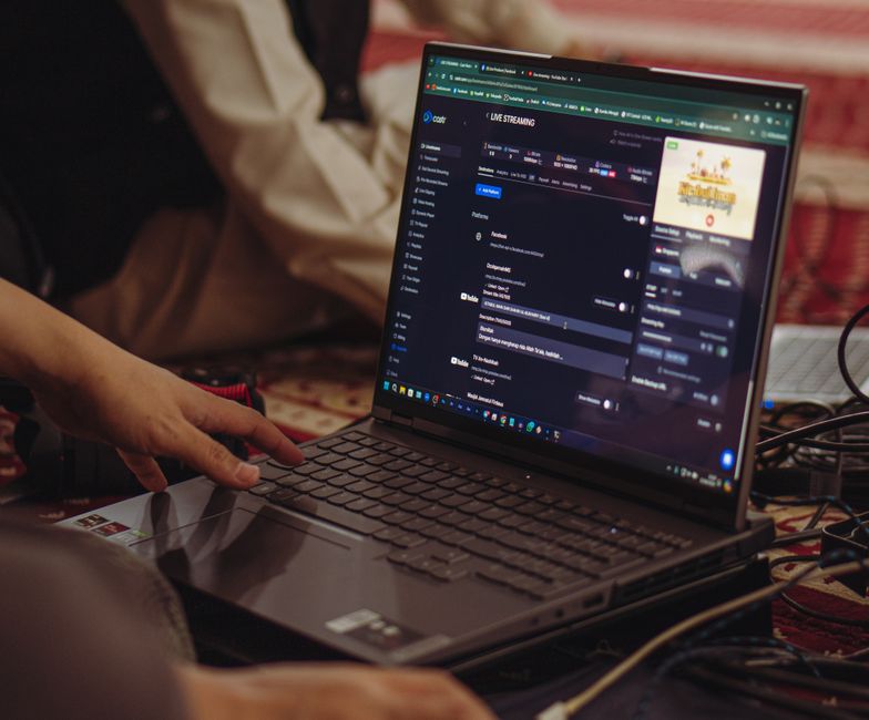 Streaming quality settings interface on laptop