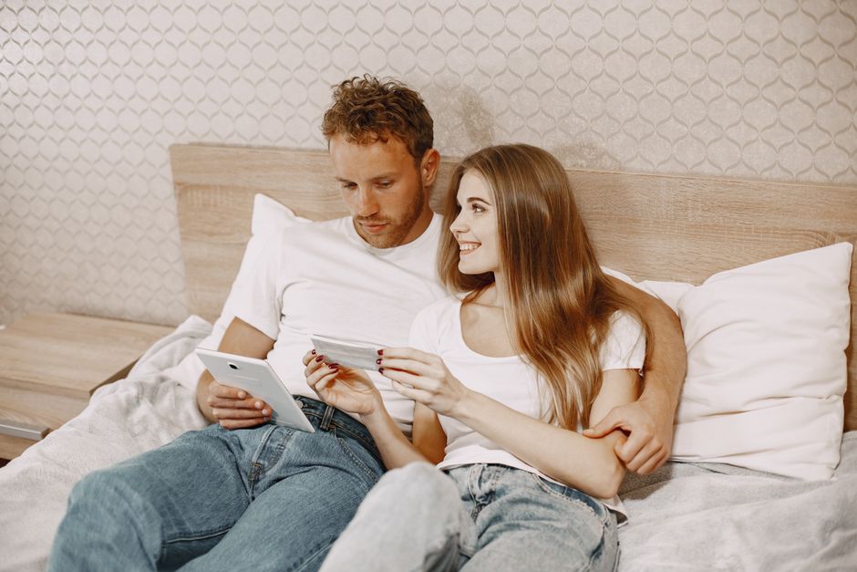Couple connected